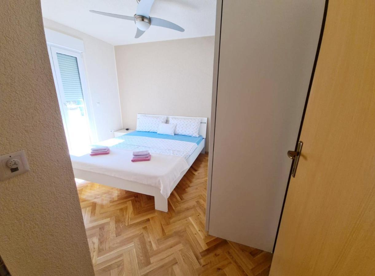 Apartments Naomi And Marsel Trogir Extérieur photo