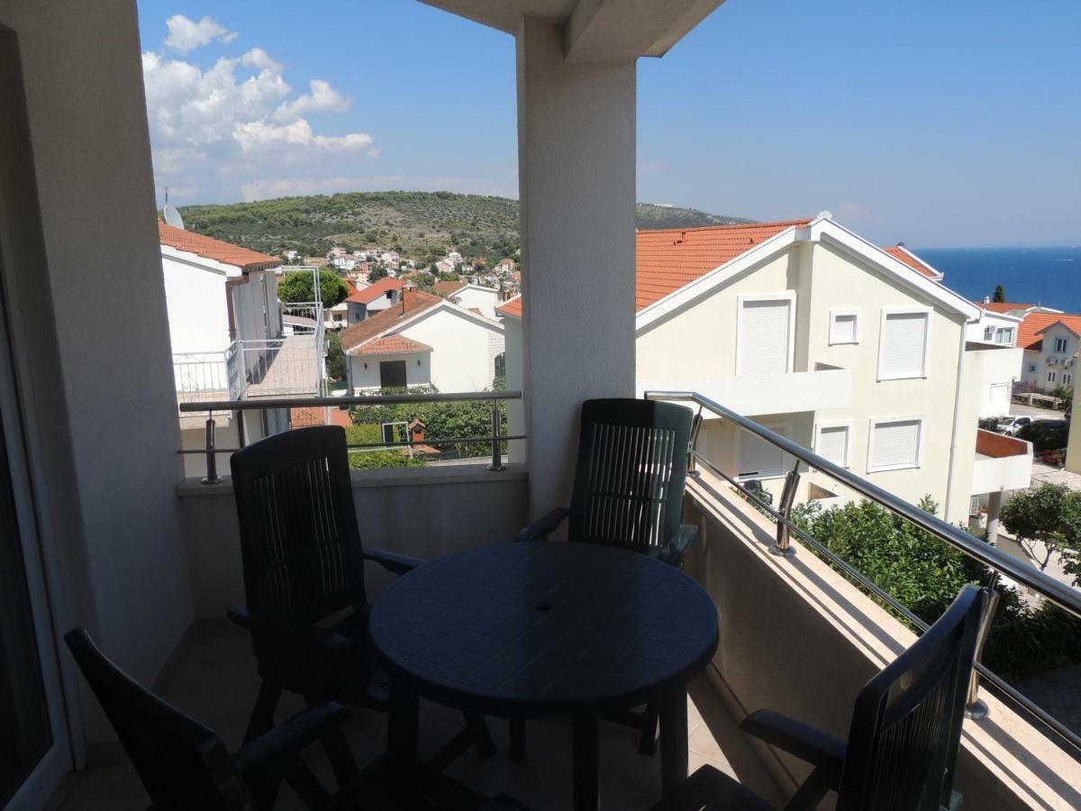 Apartments Naomi And Marsel Trogir Extérieur photo